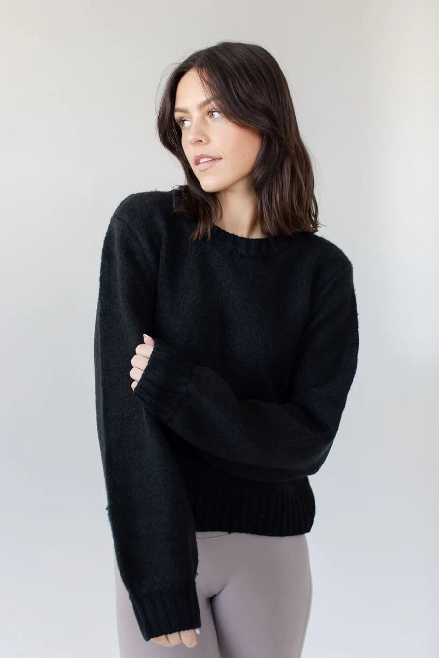 NEW Savvi Unita Women's Black Knit Crew Neck Rib Long Sleeve Sweater Size M